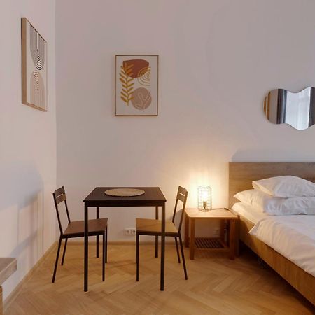 Vita Nejedleho Apartments Praga Zewnętrze zdjęcie