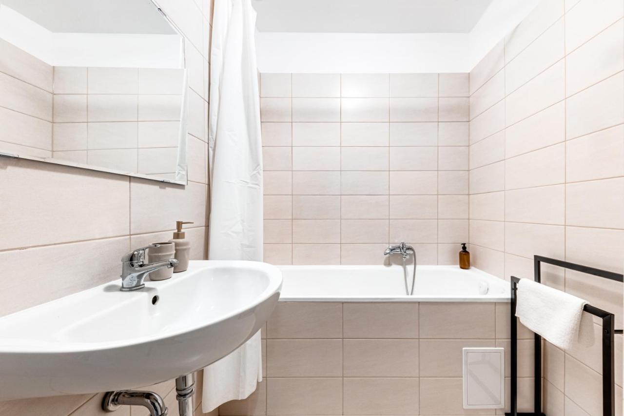 Vita Nejedleho Apartments Praga Zewnętrze zdjęcie