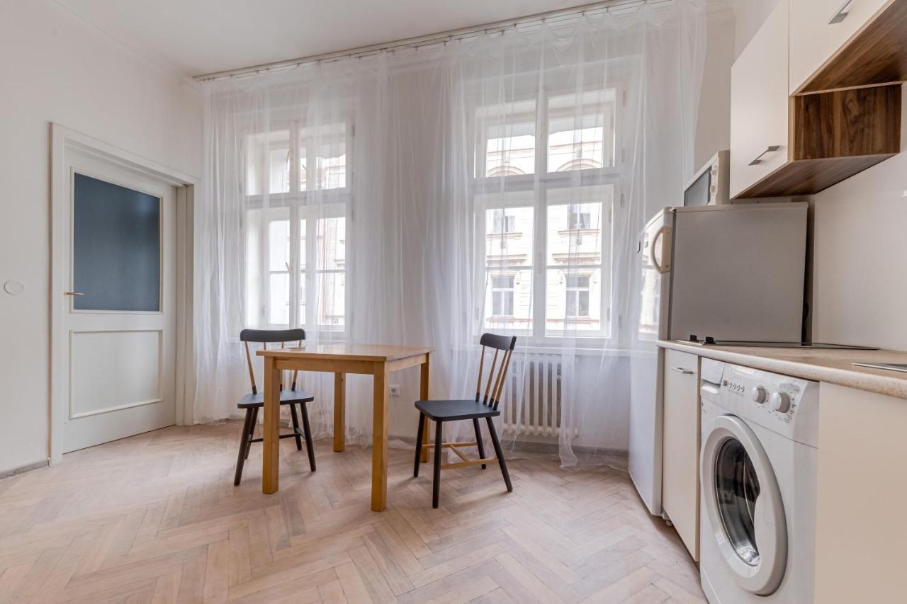 Vita Nejedleho Apartments Praga Zewnętrze zdjęcie